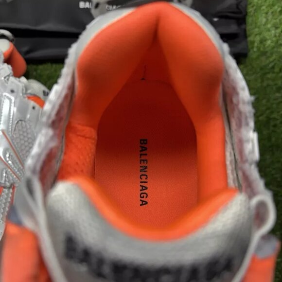 Balenciaga Men's Trainers - Picture 6 of 7